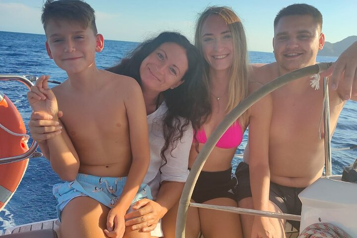 Sailing experience along the coast of Cabo de Gata in Almería - Image 3