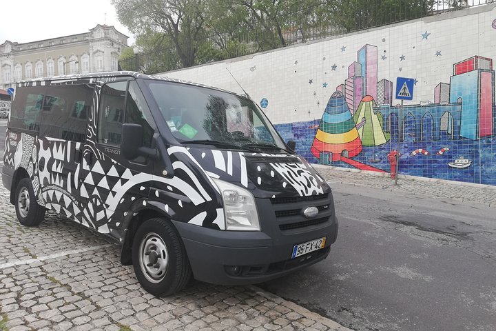 2 Day Street Art Private Tour from Lisbon - Image 1