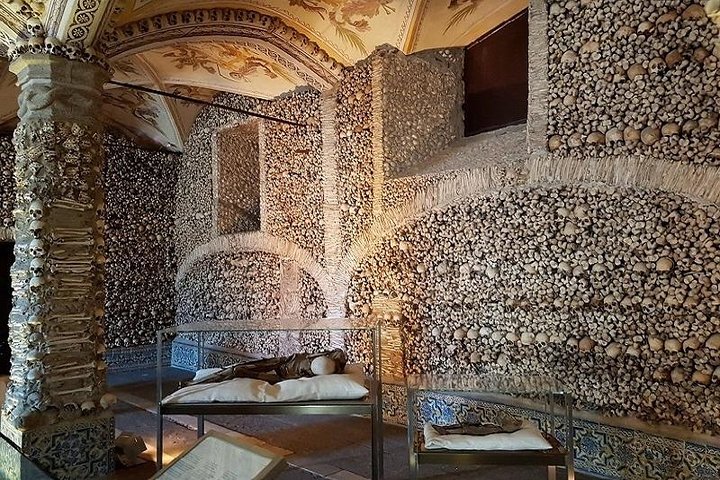 5 Day Private Tour Of Lisbon And Region - Image 1