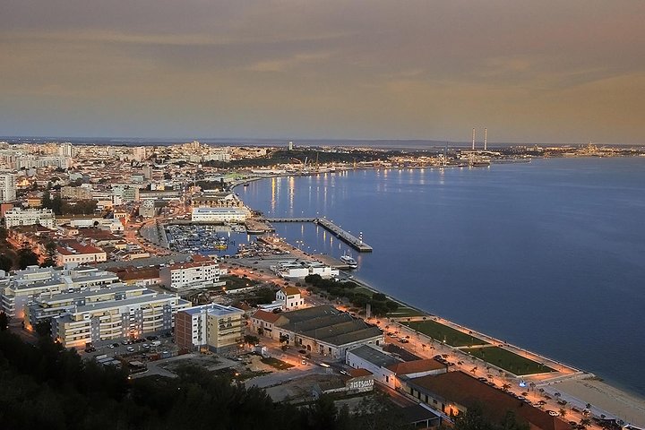 Arrábida and Setúbal Private Full Day Sightseeing Tour from Lisbon - Image 5