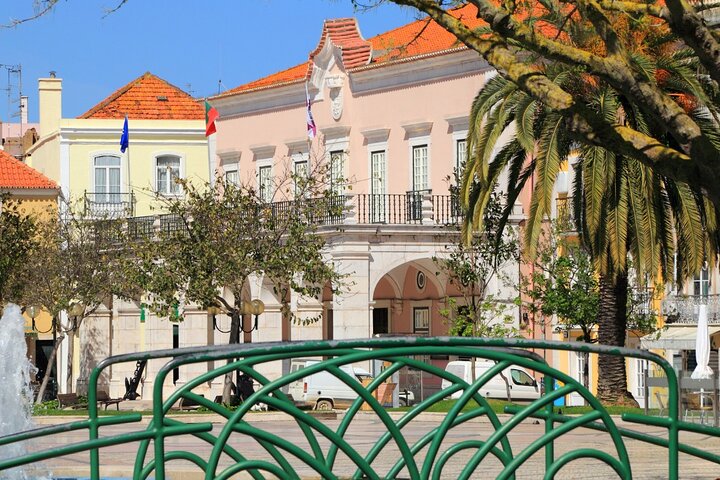 Arrabida, Sesimbra and Setubal Private Tour from Lisbon - Image 2