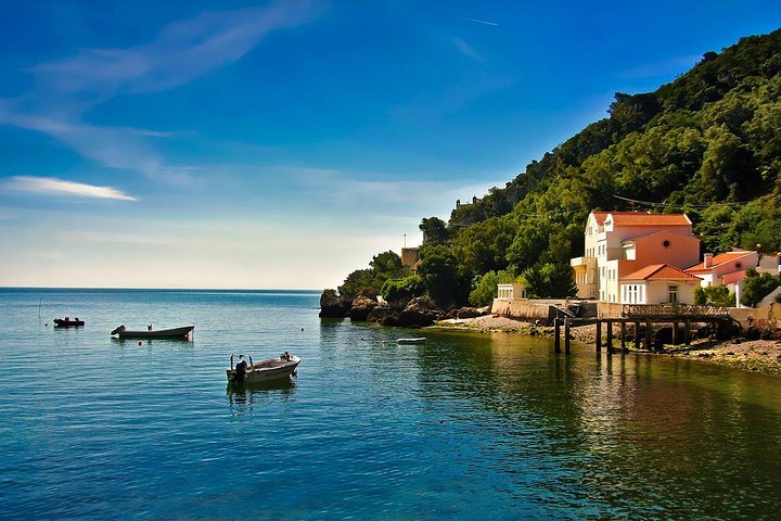 Arrábida, Setúbal and the Blue Coast - Private Van Tour - Image 1