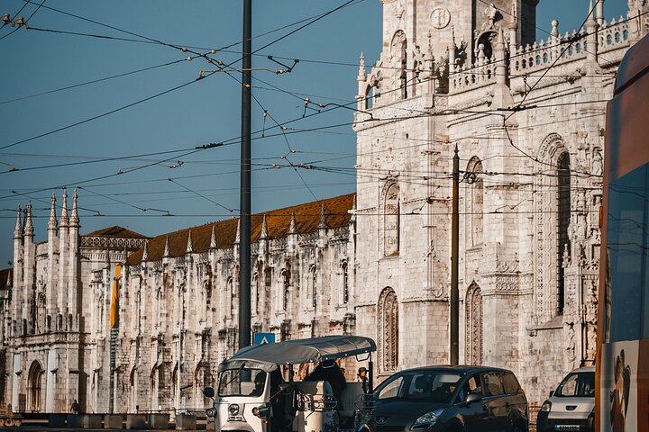 Belém Private Tuktuk Tour - Image 4