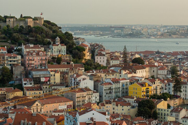 Best of Lisbon Half Day Private Tuk Tuk Tour 4 hours - Image 5