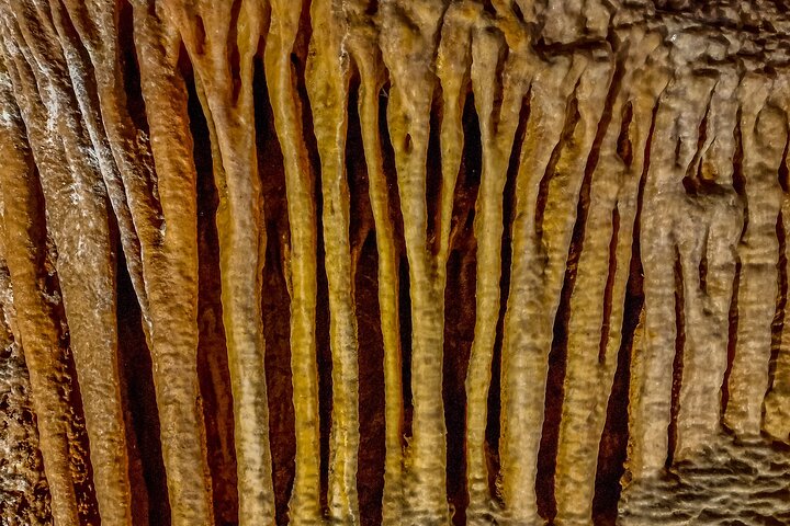 Biggest caves in Portugal and Fatima Full-day private tour from Lisbon - Image 2