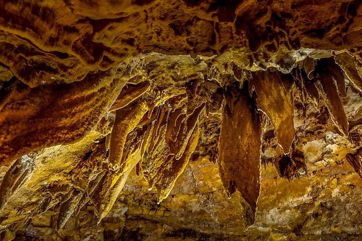 Biggest caves in Portugal and Fatima Full-day private tour from Lisbon - Image 4