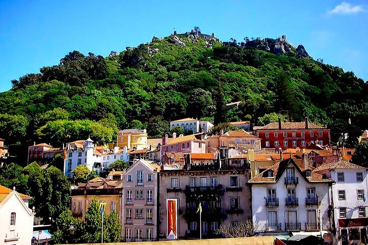 Day trip to Sintra and Obidos - Image 1