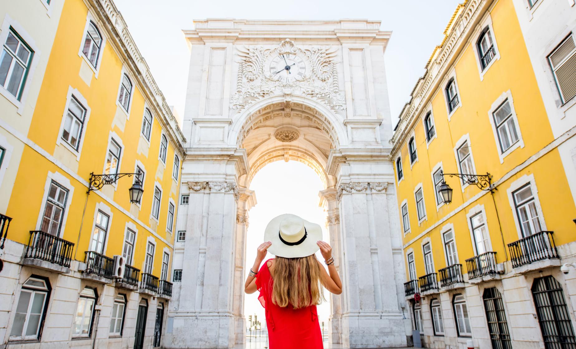 Discover Lisbon on Foot - Image 1