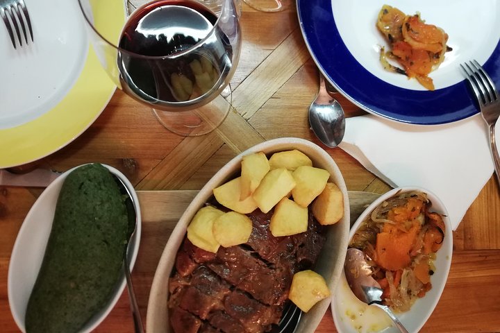 Evidence of Wine and Olive Oil in Alentejo - Image 1