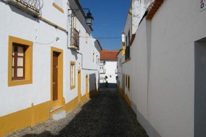 Évora Day Trip from Lisbon - Image 1