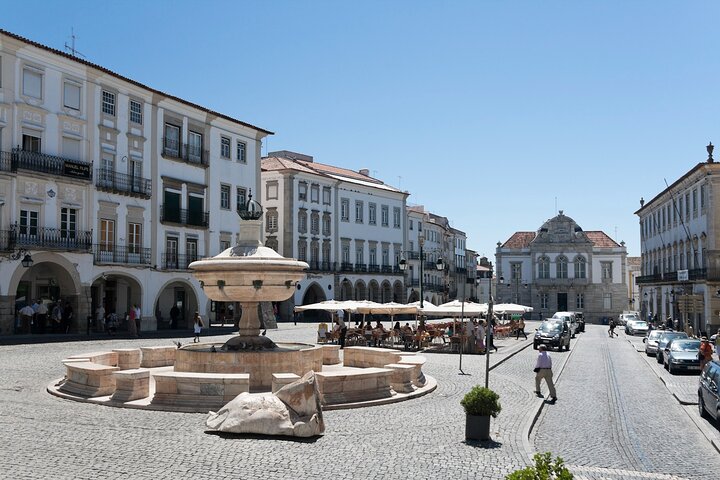 Évora Tour - Évora Town and Surroundings Private Tour - Image 2