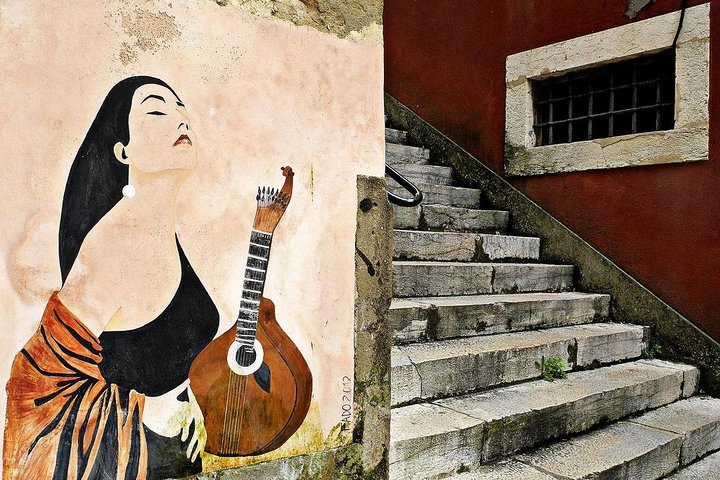 Fado Heritage Tour by Private Tuk-Tuk - Image 2