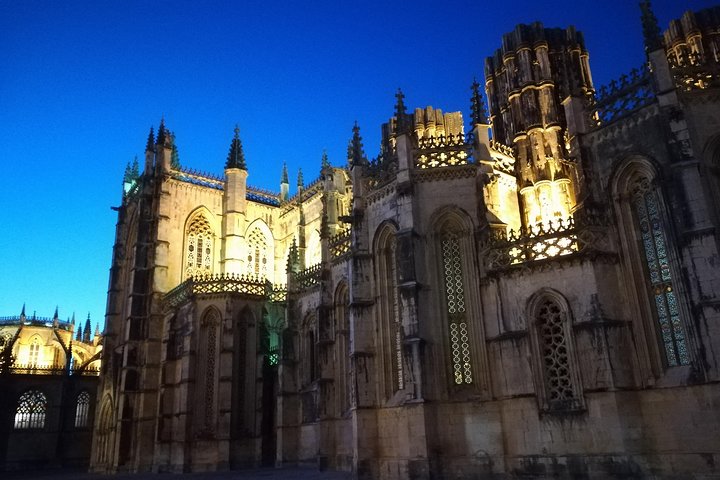 Fátima, Batalha, Nazaré and Óbidos PRIVATE Full Day Tour - Image 5