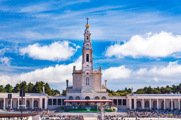 Fátima Holy City Full Day - Image 1