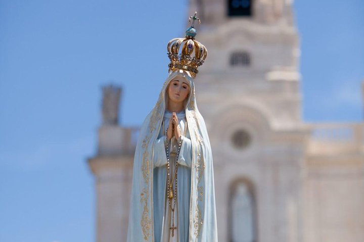 Fatima, Nazare & Obidos Full Day Tour - Image 2