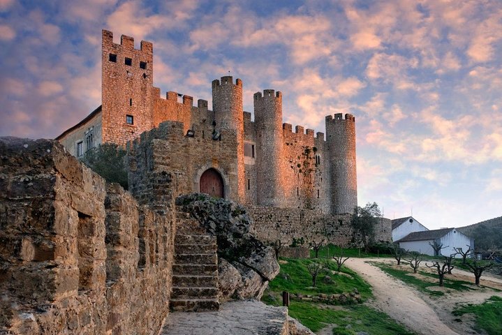 Fatima, Nazare & Obidos Full Day Tour - Image 3