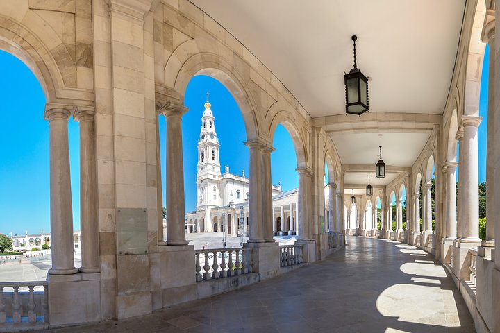 Fátima Private Tour And Batalha Nazaré & Óbidos - Image 3
