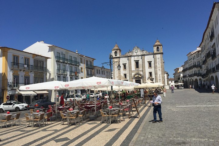 Full Day Private Tour in Évora and Arraiolos - Image 2