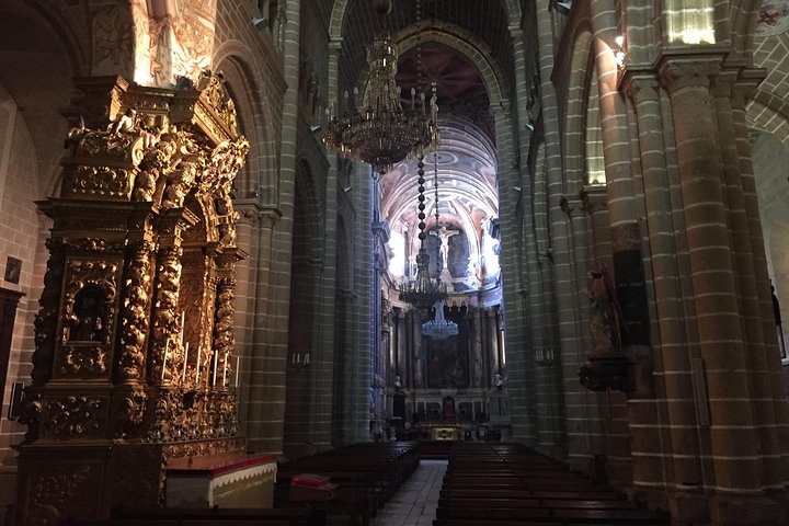 Full Day Private Tour in Évora and Arraiolos - Image 5