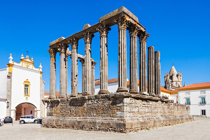 Full-Day Private Tour in Évora with Winery Tour from Lisbon - Image 1