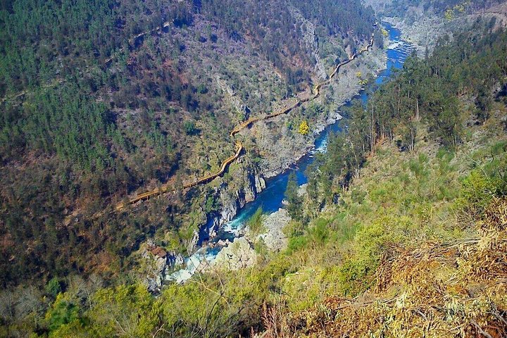 Full Day Private Tour - Paiva Walkways - Image 4