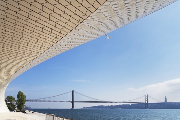 Half Day Tour to Modern Lisbon - Image 3