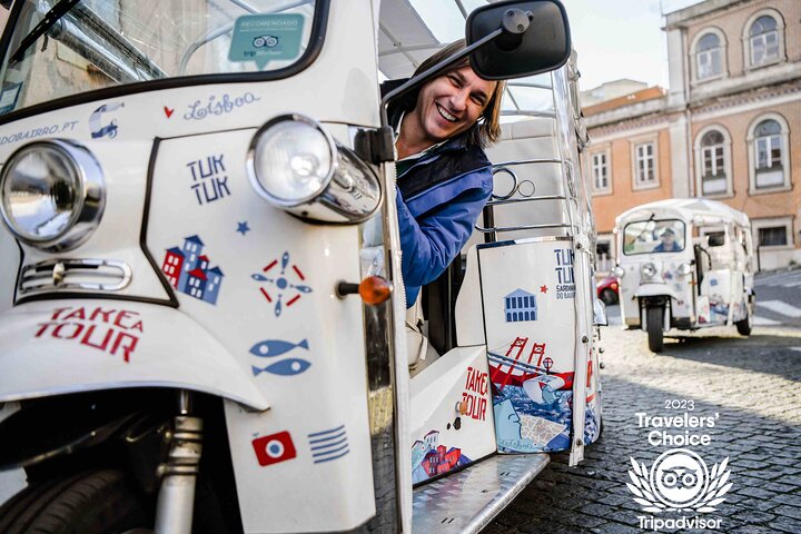 Lisbon 2-hour Historical Private Tuk Tuk Tour - Image 1