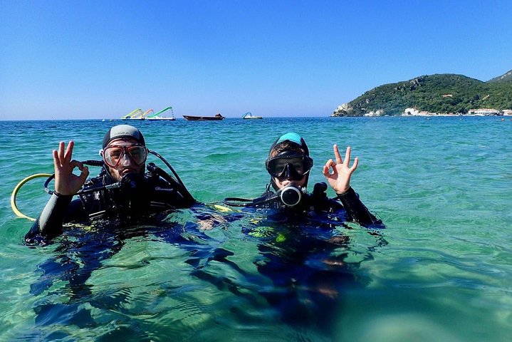 Lisbon Active Tourism - Diving in Arrábia - Sesimbra - Image 1