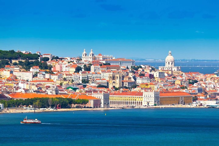 Lisbon and Porto Private Deluxe Road Trip - Image 3
