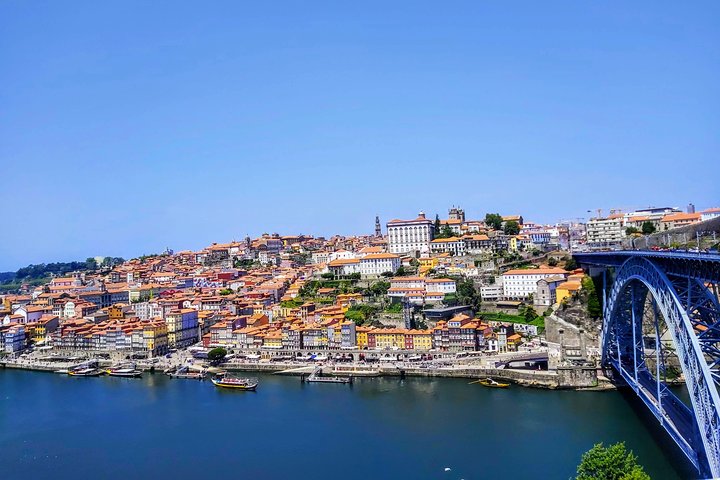 Lisbon and Porto Private Deluxe Road Trip - Image 2