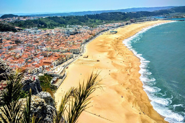 Lisbon and Porto Private Deluxe Road Trip - Image 5