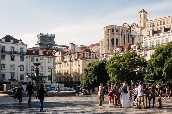 Lisbon at your own pace- Private Guided Historical Tour in Lisbon - Image 2