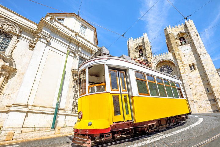 Lisbon, Belém, Sintra: Private Tour Pick Up: Hotel in Lisbon: in Mercedes - Image 5