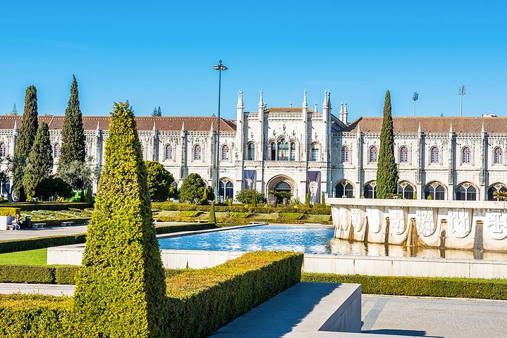 Lisbon City Center: Best of Lisbon Private Tour Full Day - Image 2