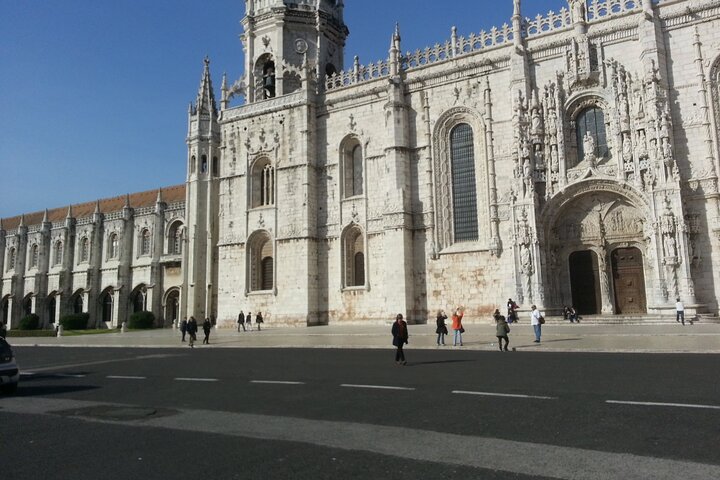Lisbon City Tour - Image 5