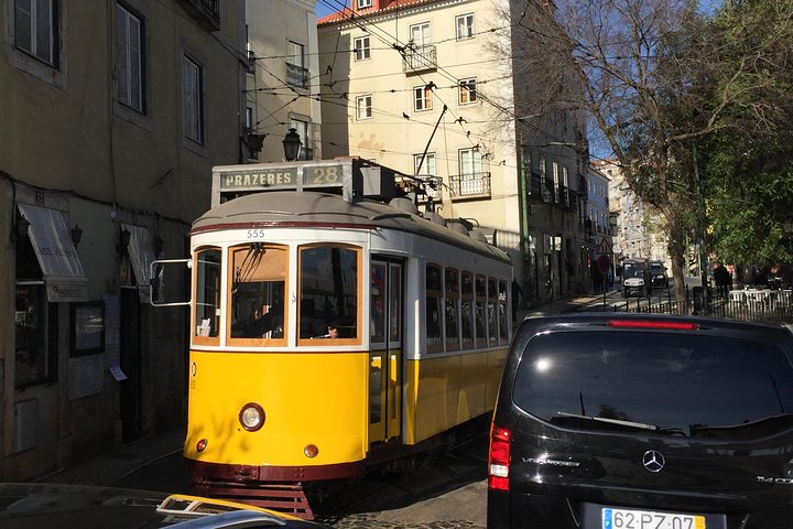 Lisbon City Tour - Half Day Private Tour - Image 4