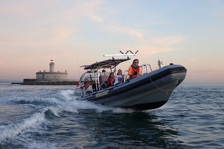Lisbon Coast by boat - Image 1