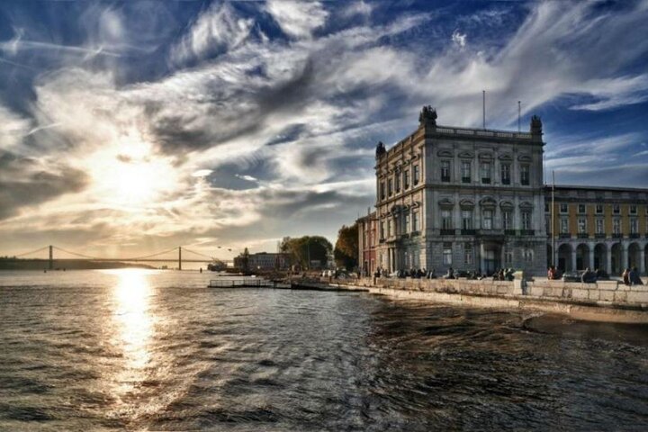 Lisbon Full Day Private Tuk Tuk Tour 6h - Image 3