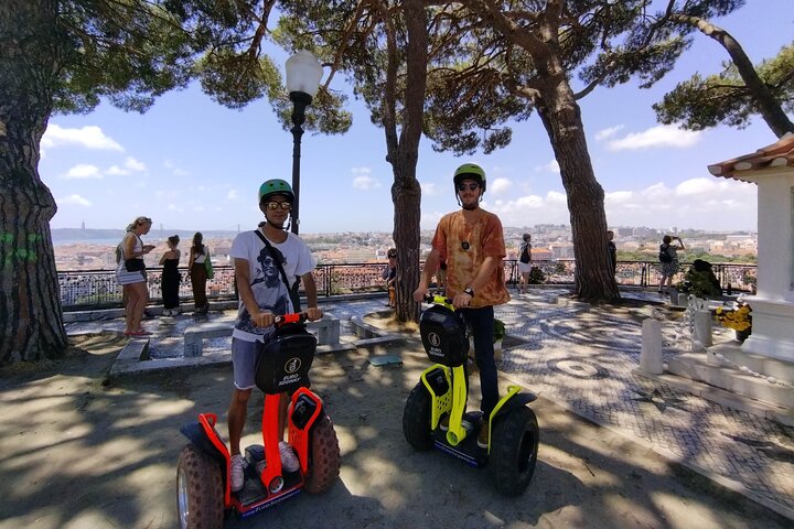 Lisbon Highlights Live Guided Segway Tour - Image 5