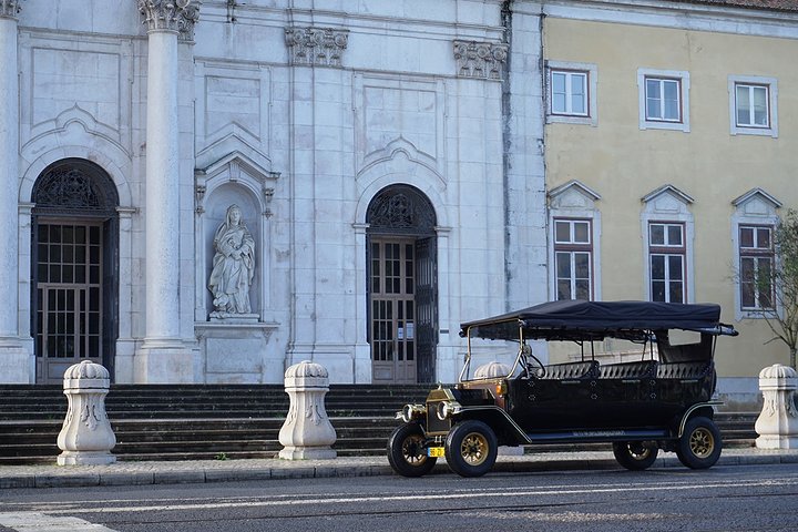 Lisbon Historical Vintage Tour: Lisboa - Belém  - Image 4