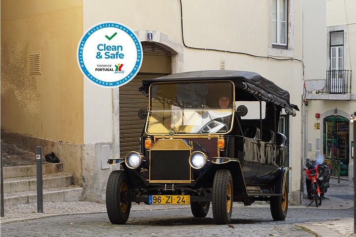 Lisbon Historical Vintage Tour: Old Lisbon - Image 1
