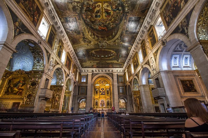 Lisbon Historical Vintage Tour: Romantic Lisbon - Image 2