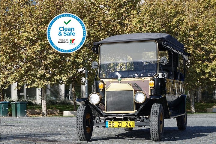Lisbon Historical Vintage Tour: Romantic Lisbon - Image 1