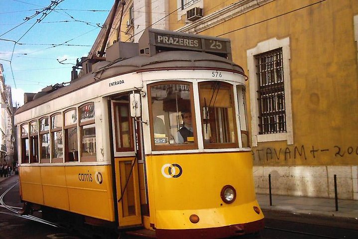 Lisbon in One Day Historic Private Tour - Image 4