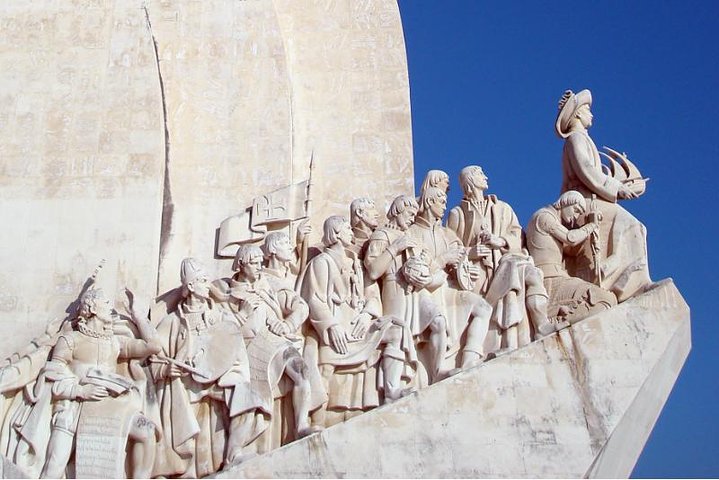 Lisbon in One Day Historic Small-Group Tour - Image 3
