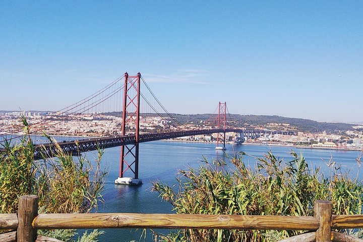 Lisbon Private city tour - Image 5