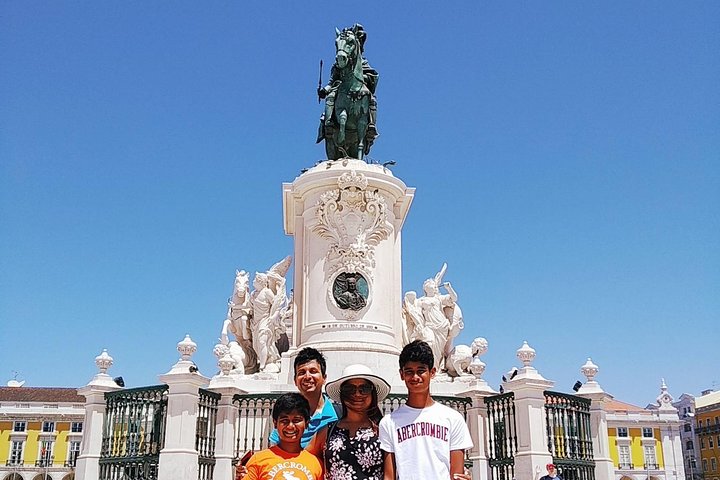 Lisbon Private city tour - Image 1