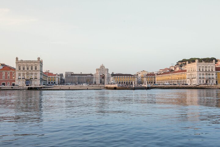 Lisbon Sailboat Ride in Tejo River with Private Transfer - Image 5