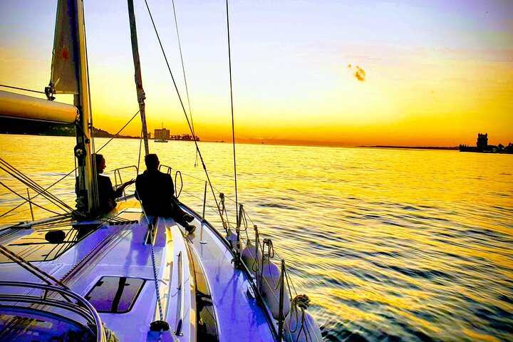 Lisbon Sailboat Ride in Tejo River with Private Transfer - Image 3