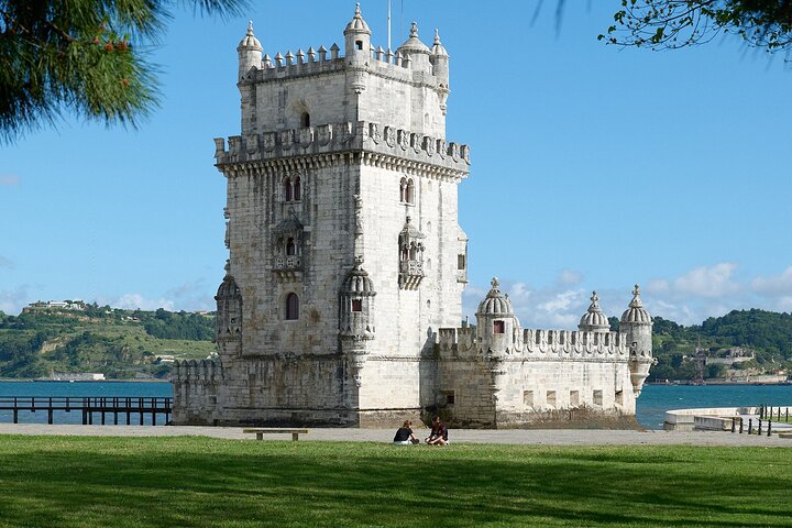 Lisbon See-it-All Private Tour - Image 5